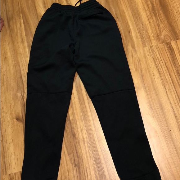 Men’s Nike Jordan Sweats - Picture 3 of 8